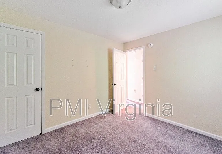 68 Carver Cir — Photo 15
