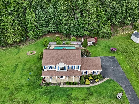 2nd image of 13512 Shrewsbury Ct