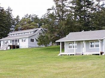 3rd image of 474 Primrose Ln