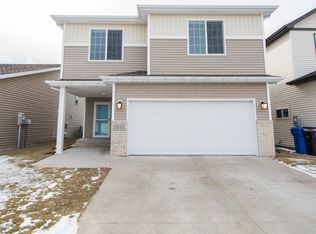 5834 56th Ave S, Fargo, ND 58104