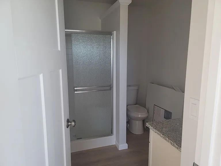 930 E St — Photo 19