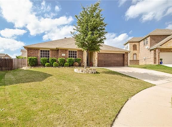 3rd image of 1019 Fox Willow Ct