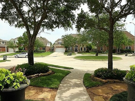 4th image of 22511 Downdale Cir