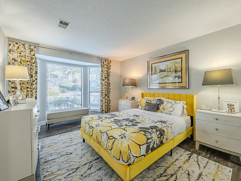 Ashland Pines Apartments — Photo 13