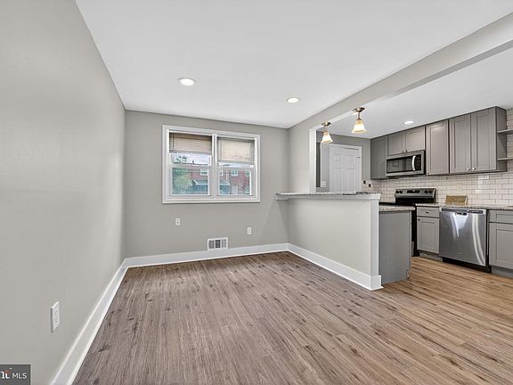4th image of 4803 Aberdeen Ave