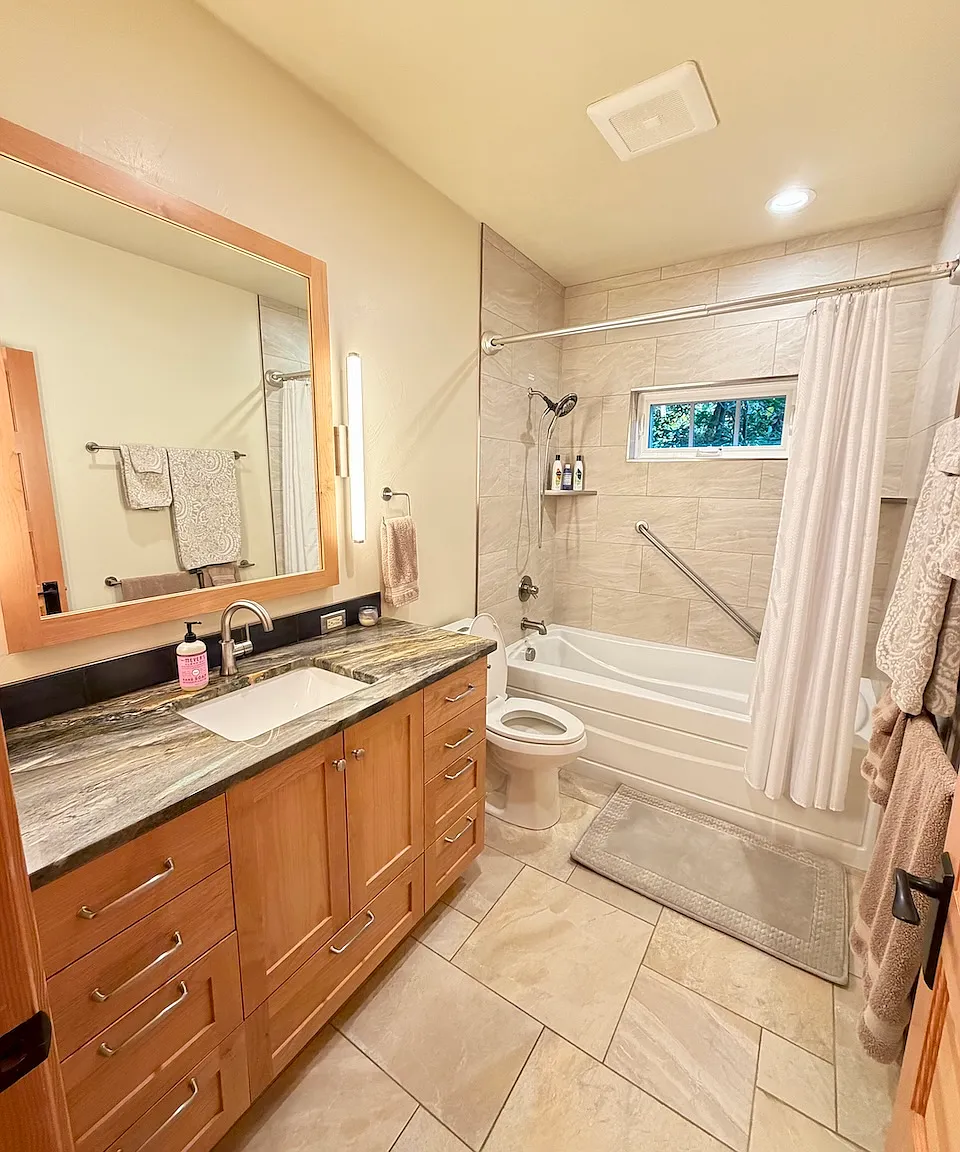 1 bed, 725 sqft, $2,700 — Photo 3