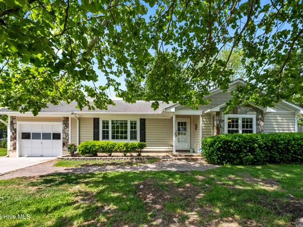 602 Wolverine Place, Jacksonville, NC 28546
