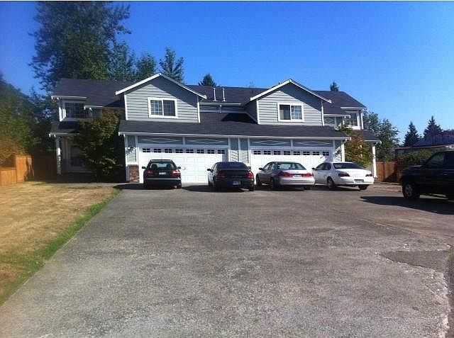 1st image of 109 105th Street Ct E