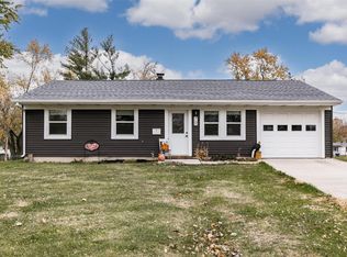 70 Oklahoma Ave SW, Cedar Rapids, IA 52404