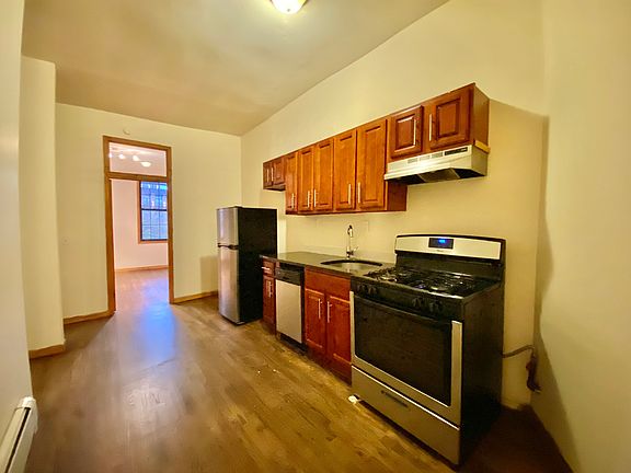 5th image of 655 Bushwick Ave #4C