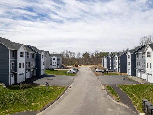 9D Wentworth Ln #9D, Barrington, NH 03825