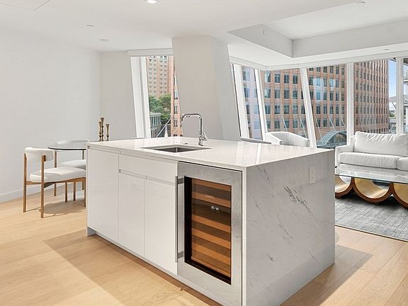 3rd image of 150 Seaport Blvd #5G