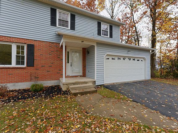 2nd image of 14 Baltusrol Dr