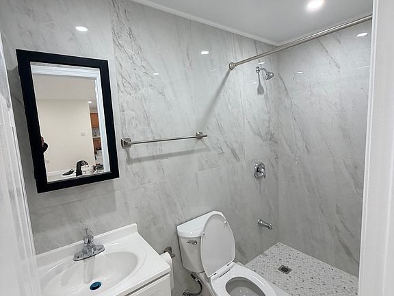 2nd image of 430 Wellington Rd #1