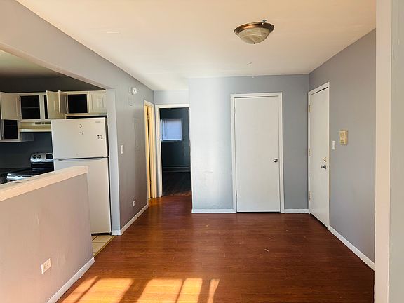 5th image of 1933 N Green Ln N #1A