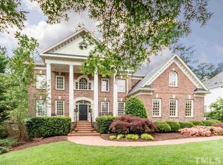 305 Devonhall Ln, Cary, NC 27518