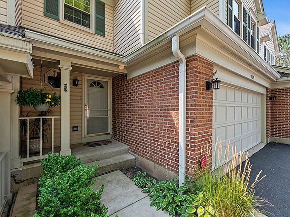 2nd image of 1529 Sheridan Ct