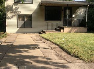 618 SE 5th St, Newton, KS 67114