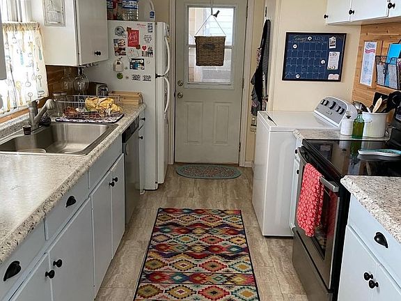 4th image of 2491 Smu Ave