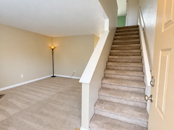 115 124th St SE #F5-f5-f5, Everett, WA 98208