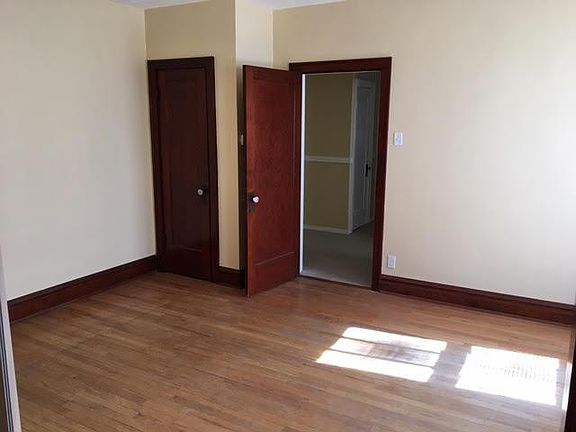 2nd image of 4014A Keokuk St