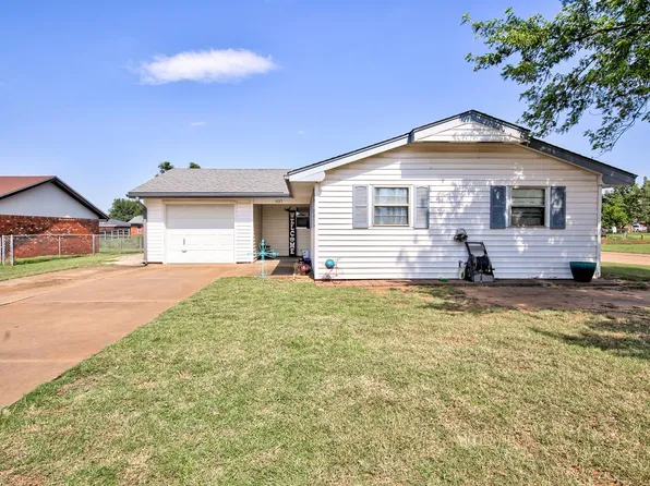 937 Wildoak Dr, Enid, OK 73701
