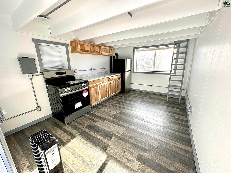 1st image of 916 Doyle Dr
