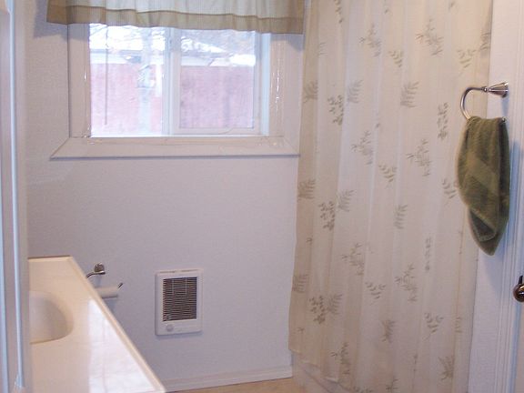4th image of 4314 Larkspur Dr