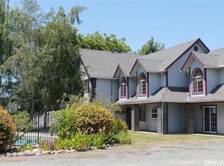 12415 Woods Rd, Wilton, CA 95693