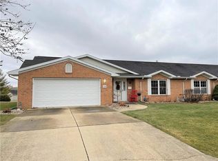 3221 Independence Dr APT B, Danville, IL 61832