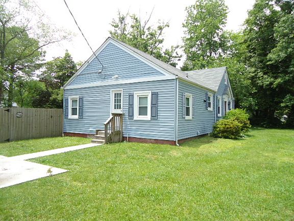 3rd image of 3613 Gatling Ave