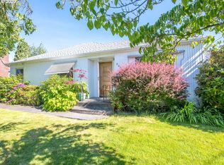 6409 NE Roselawn St, Portland, OR 97218