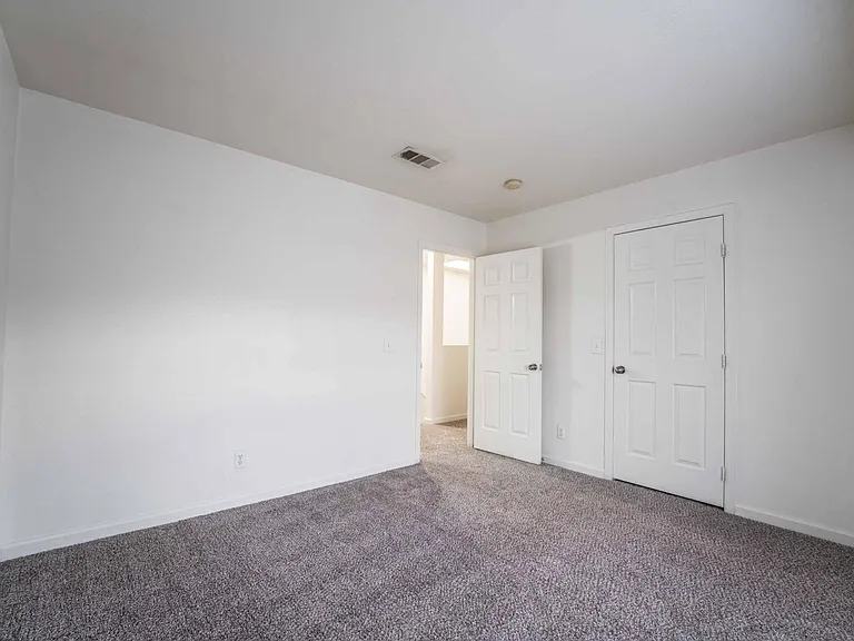 2608 Autumn Blaze Ave — Photo 21