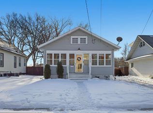 1638 8th Ave S, Fargo, ND 58103