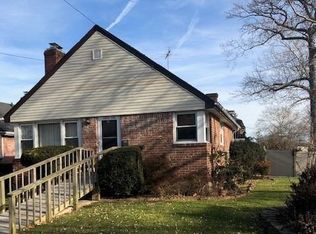 1243 162nd St, Whitestone, NY 11357