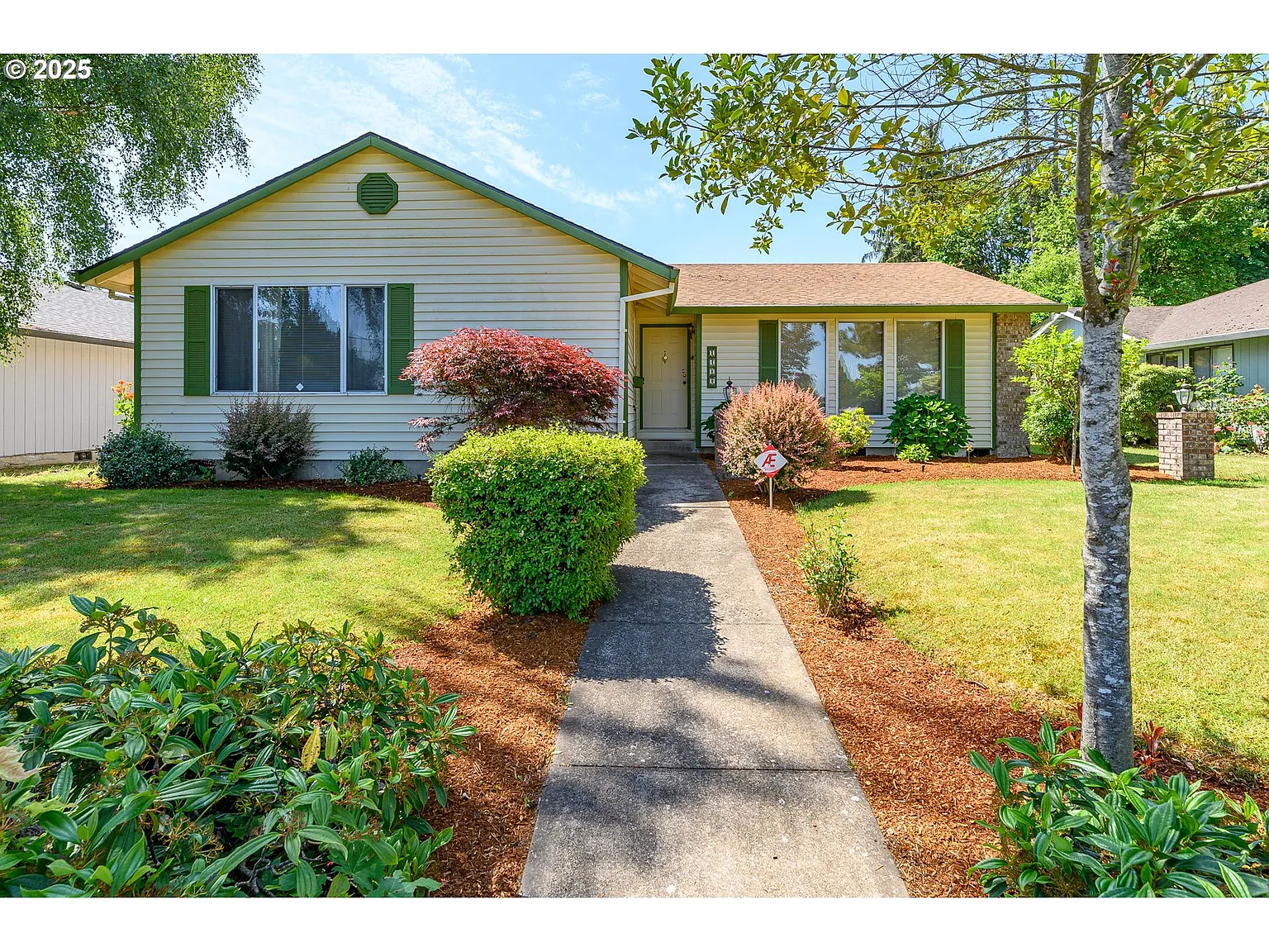 1400 NE 19th St photo 1