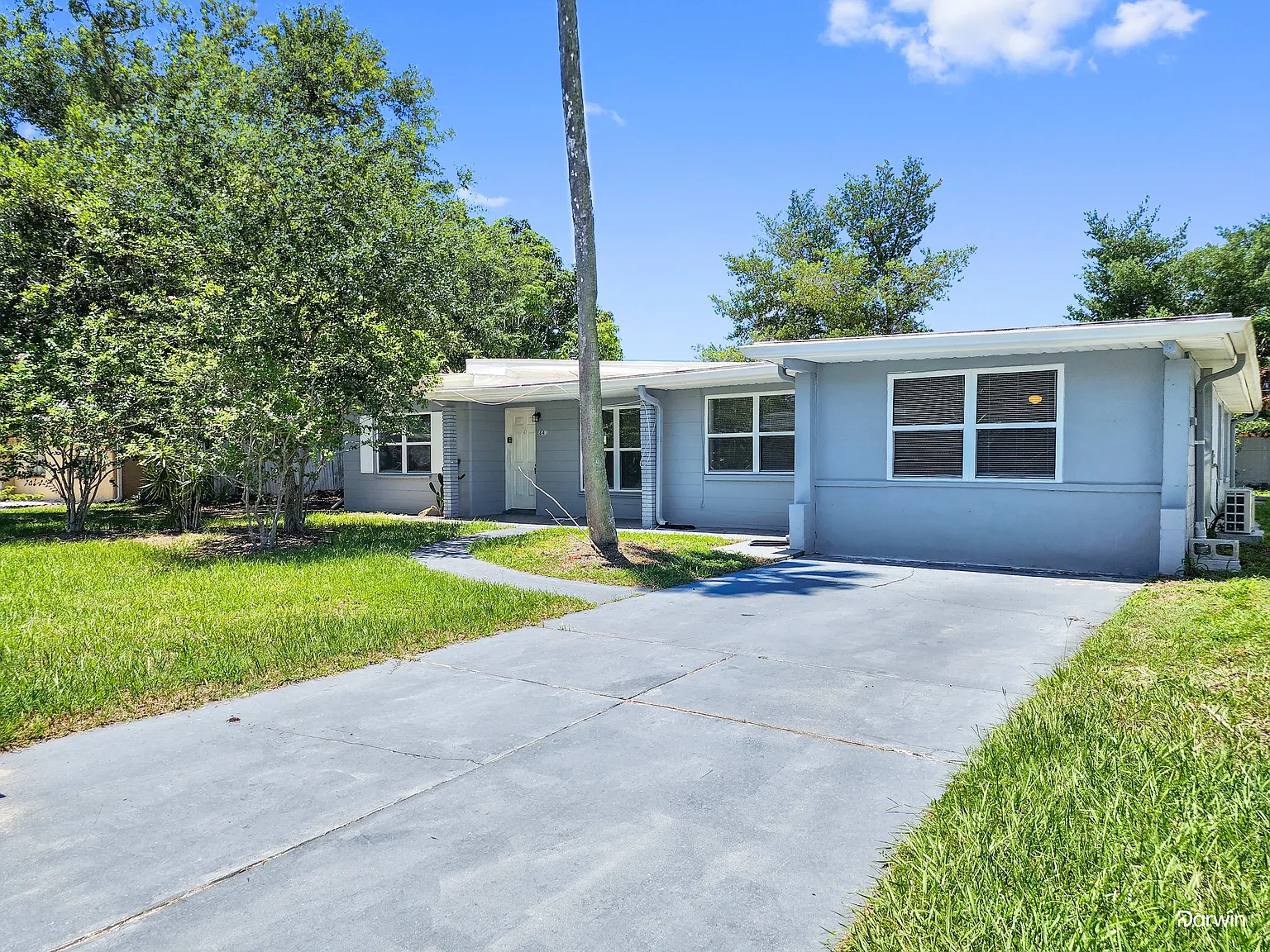 4 bed, 2.0 bath, 1904 sqft, $2,730 — Photo 1