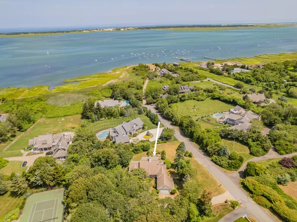 93 Harris Meadow Lane, Barnstable, MA 02630