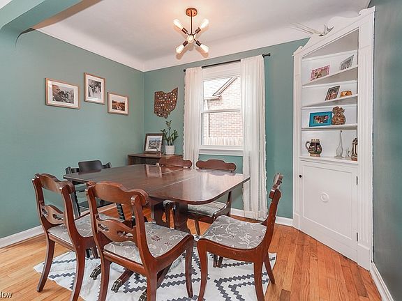 5th image of 16204 Woodbury Ave