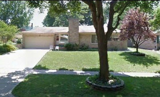 1st image of 452 Comstock Blvd NE