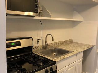 98 Pearl St APT B, Cambridge, MA 02139