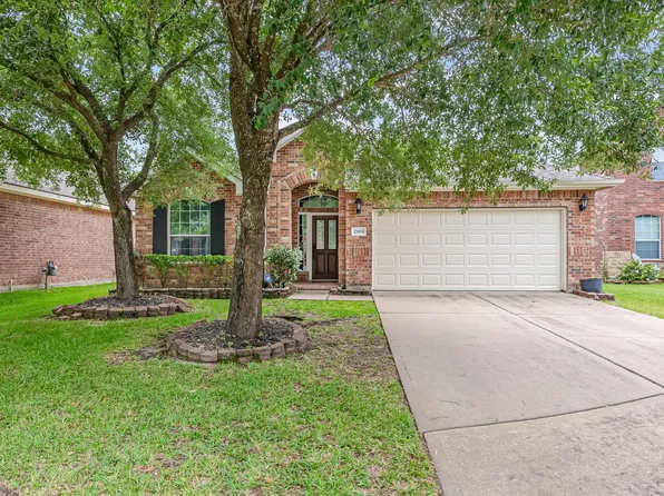 17819 Serene Shore Dr, Cypress, TX 77429