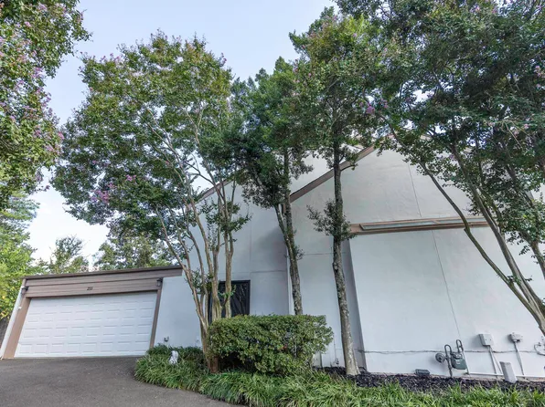 255 Aviva Dr, Memphis, TN 38120