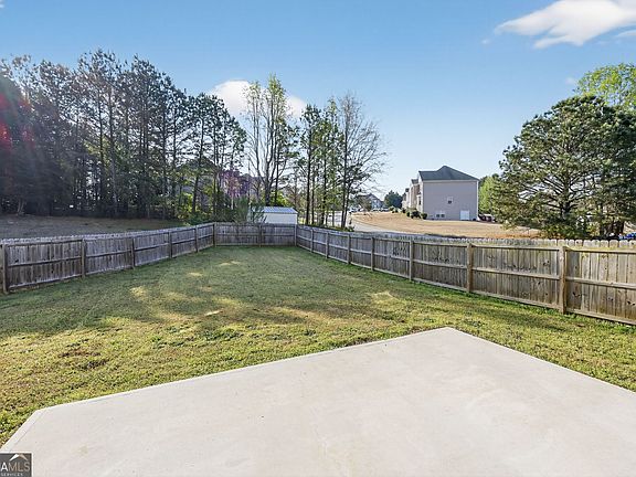 2nd image of 15 Parc Ln
