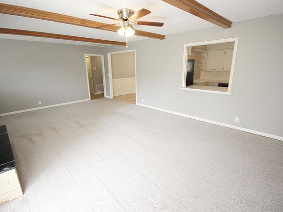 5th image of 443 Sundown Dr