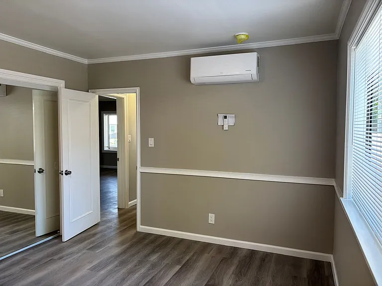 10822 Hartsook St — Photo 14