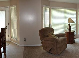 3771 Cambridge Crossing Dr, Saint Charles, MO