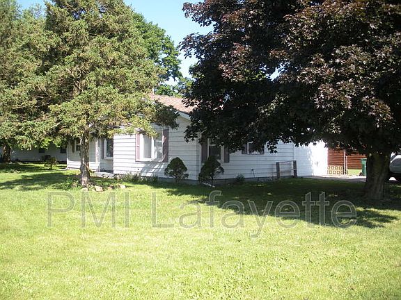 2nd image of 107 E 7th St