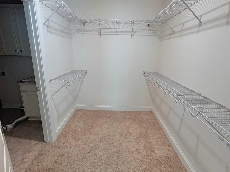 4872 Heritage Hills Way — Photo 10