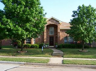 7614 Harbor Dr, Rowlett, TX